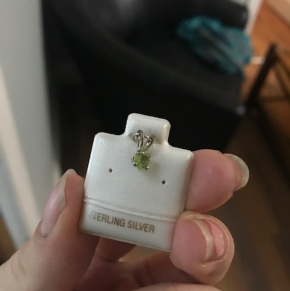 Peridot Pendant - Picture 3 of 4